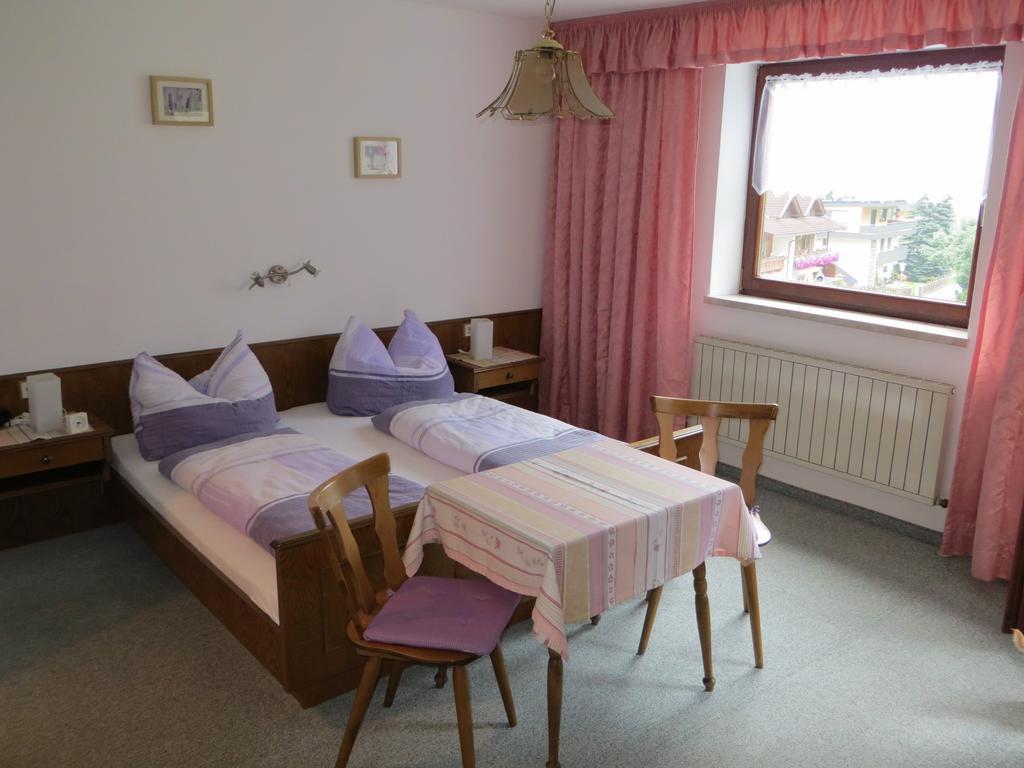 Haus Andrea Hotel Neustift im Stubaital Room photo