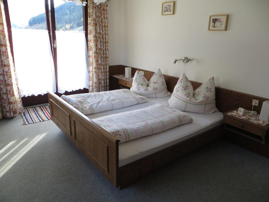 Haus Andrea Hotel Neustift im Stubaital Room photo